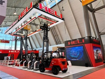Heli Forklift가 최첨단 기술로 글로벌 물류 혁명을 이끌고있는 방법